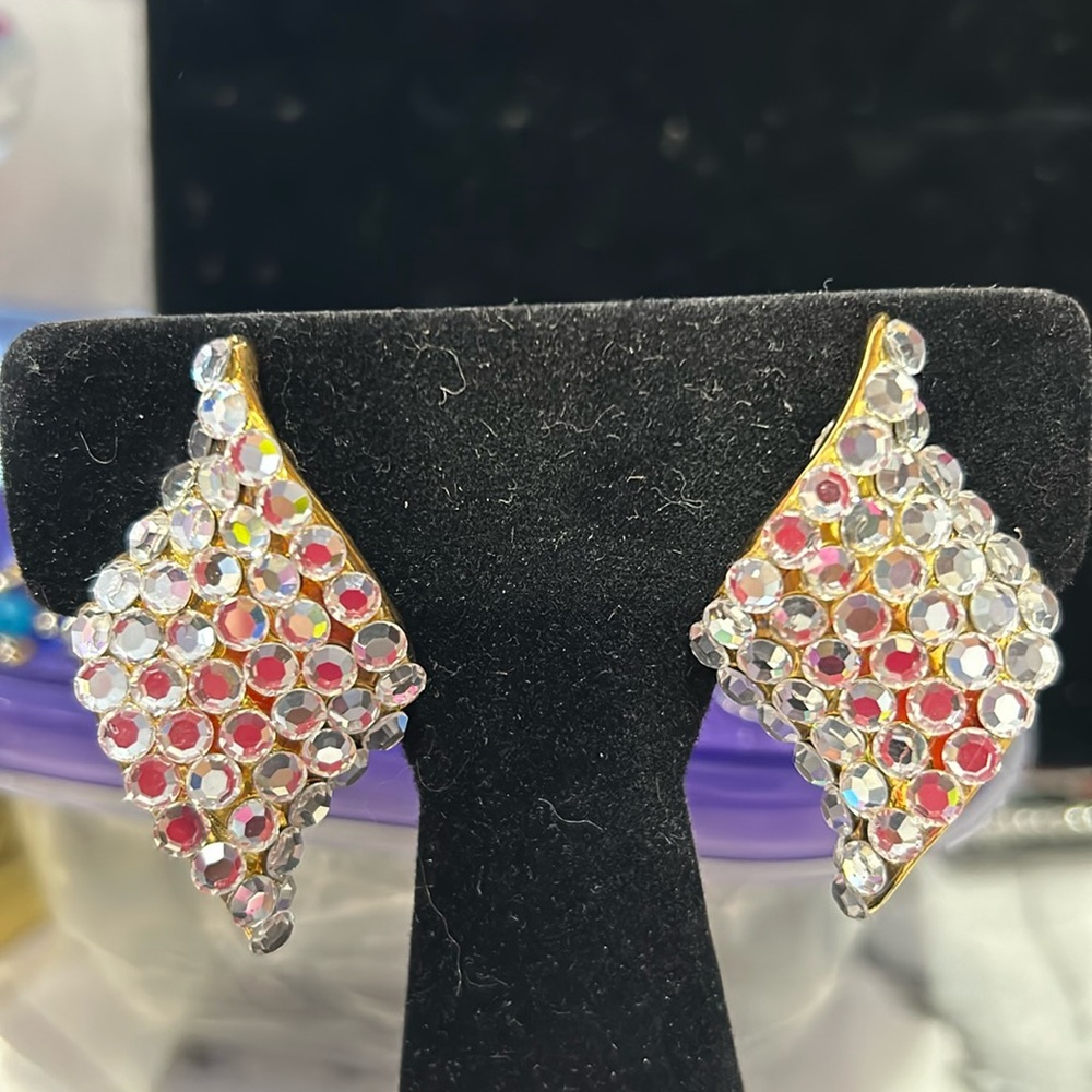 Vintage Crystal Twist Clip on Earrings-Boutique